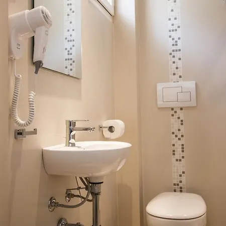 Les Voyageurs Hotel 3*