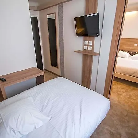 Les Voyageurs Hotel 3*
